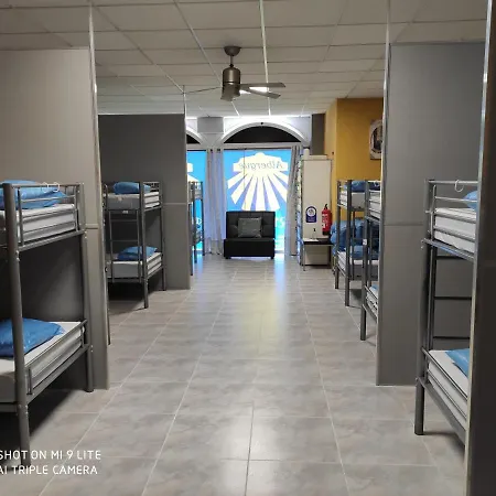 Hostel Arraigos