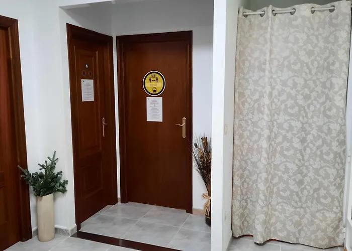 Arraigos Hostel Melide